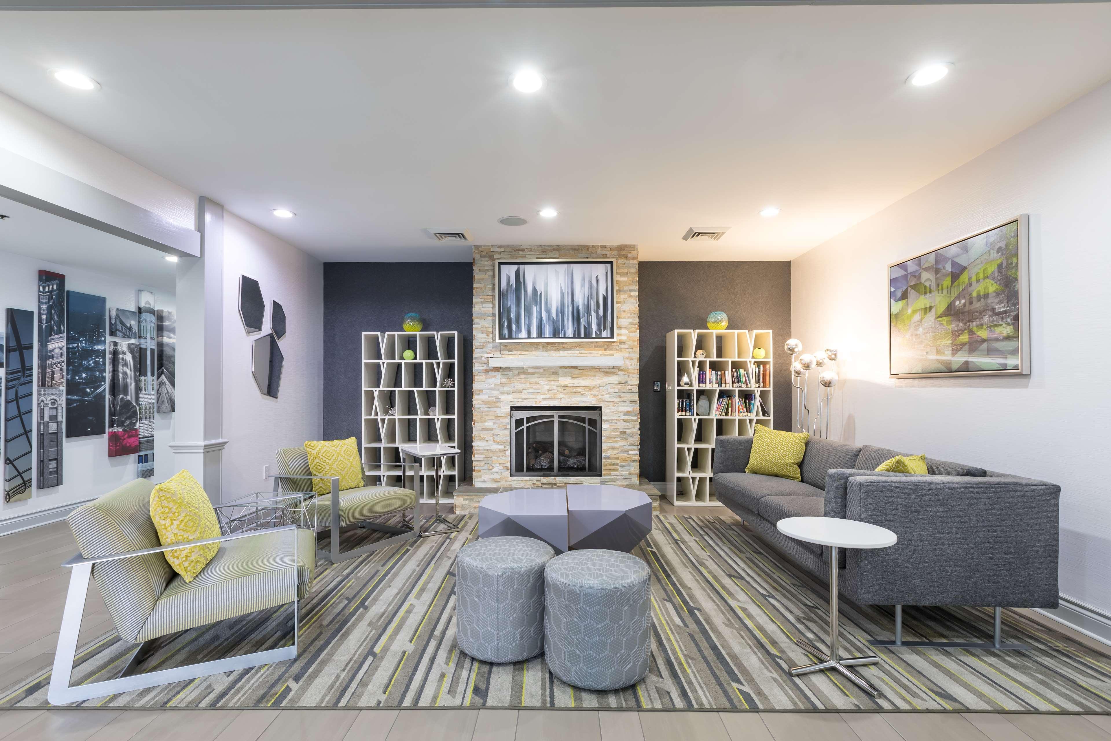 Country Inn & Suites By Radisson Asheville Downtown Tunnel Road Екстериор снимка