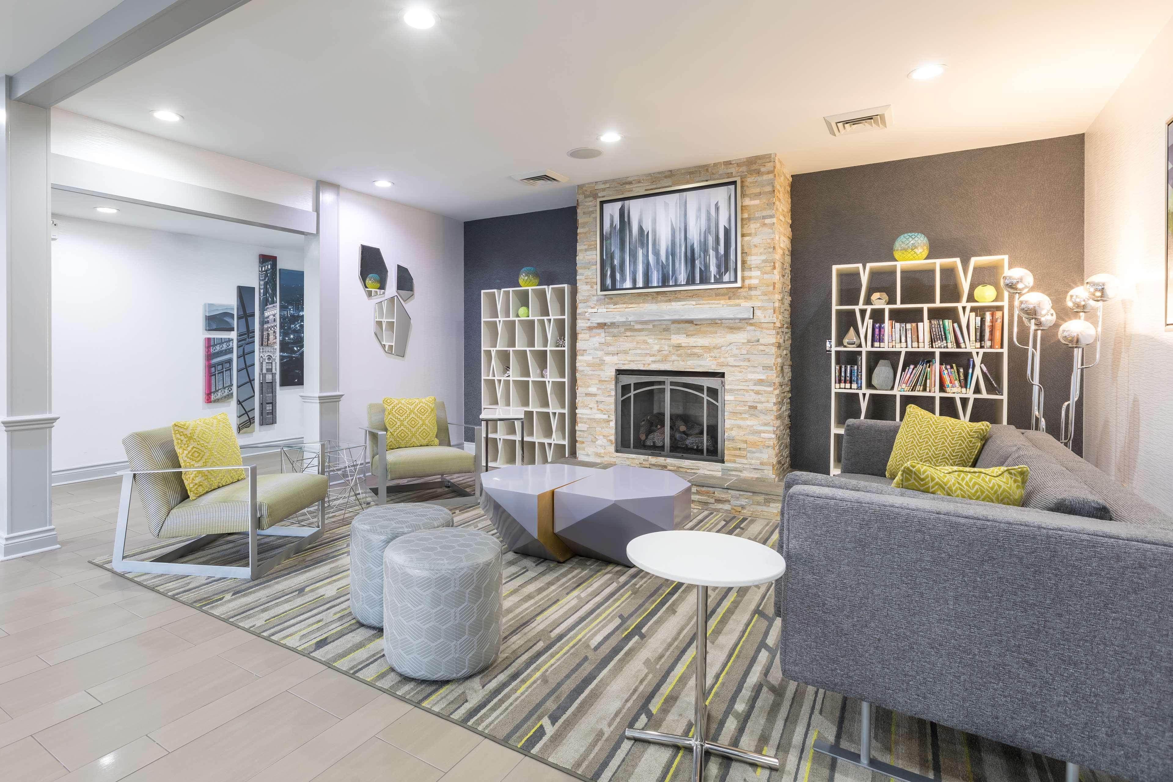Country Inn & Suites By Radisson Asheville Downtown Tunnel Road Екстериор снимка